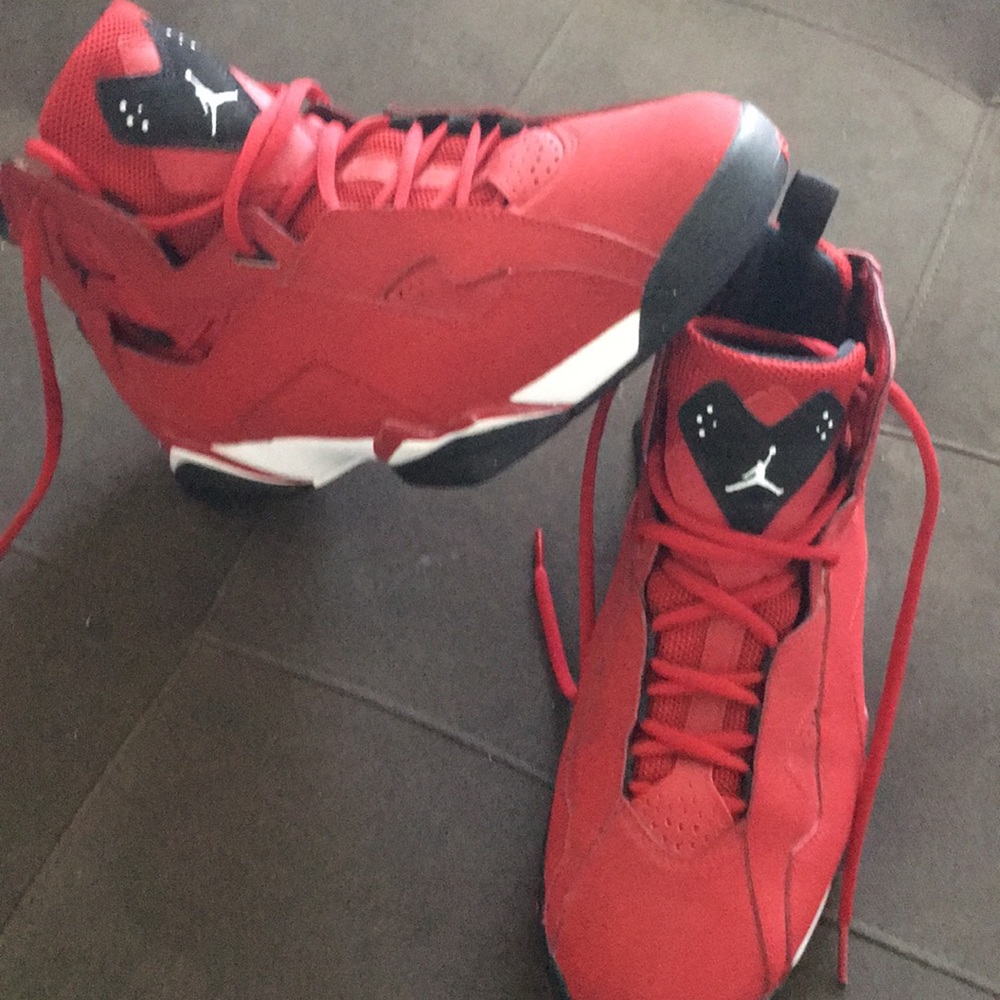 Jordan True Flights